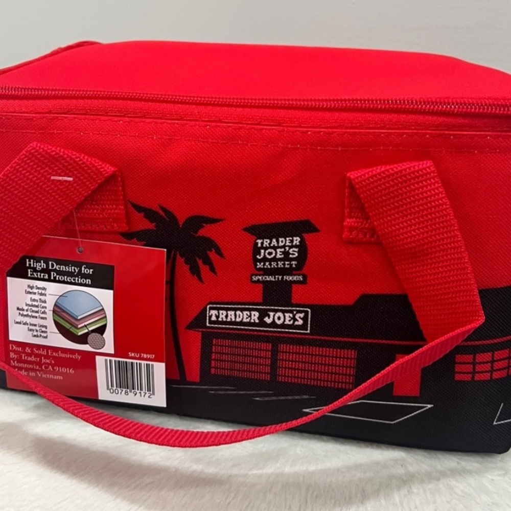 Trader Joe’s mini insulated lunch bag NWT red. Limited Edition. Holiday gift!